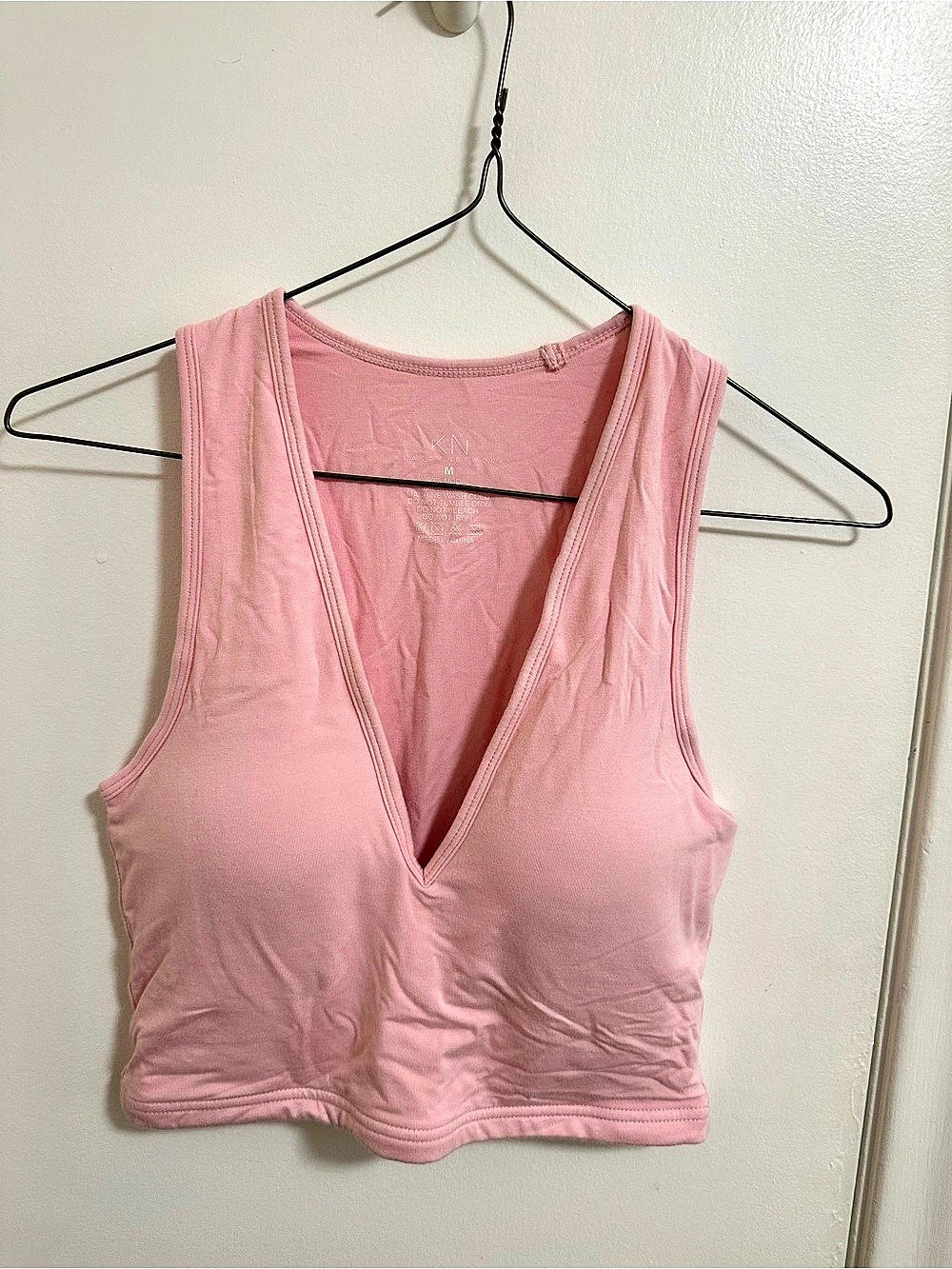 Klassy Network Pink V-Neck Tank Pilates Top 🩰 Like New